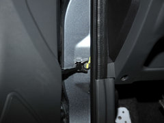 2010款 三厢 1.5L 手动 运动版