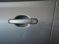 2010款 三厢 1.5L 手动 运动版