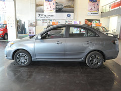 2010款 三厢 1.5L 手动 运动版