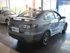2010款 三厢 1.5L 手动 运动版