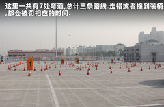 2011款 120i 2.0L 双门轿跑车