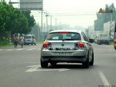 2011款 120i 2.0L 敞篷轿跑车