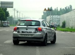 2011款 120i 2.0L 敞篷轿跑车