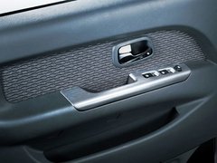 2011款 1.3L 手动 至尊型