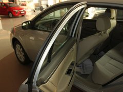 2011款 1.5L 手动 标准型