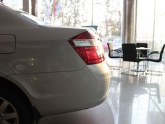 2011款 1.5L 手动 标准型