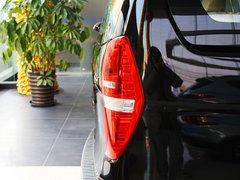 2011款 2.4L 豪华版