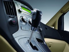 2011款 2.4L 领航版