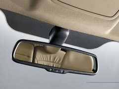 2011款 2.4L 领航版