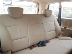 2011款 2.4L 领航版