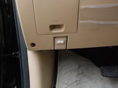 2011款 2.4L 领航版