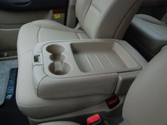 2011款 2.4L 领航版