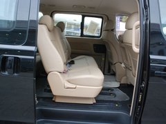 2011款 2.4L 领航版
