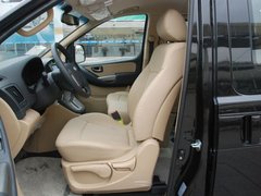 2011款 2.4L 领航版
