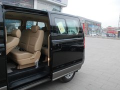 2011款 2.4L 领航版