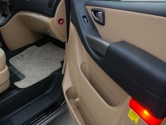 2011款 2.4L 领航版