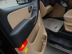 2011款 2.4L 领航版