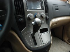 2011款 2.4L 领航版