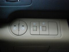 2011款 2.4L 领航版