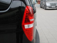 2011款 2.4L 领航版