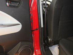 2011款 1.5L 手动 尚酷版