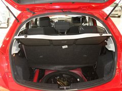 2011款 1.5L 手动 尚酷版