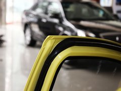 2011款 1.5L 手动 炫酷版B型