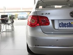 2011款 1.6L 自动 舒适型