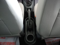 2011款 1.0 手动 舒适型