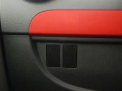2011款 1.0 手动 舒适型