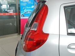 2011款 1.0 手动 舒适型
