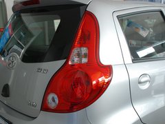 2011款 1.0 手动 舒适型
