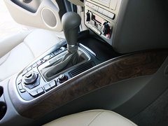 2011款 2.0TFSI 豪华型 5座