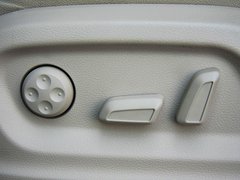 2011款 2.0TFSI 豪华型 5座