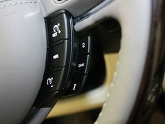 2011款 Supersport 5.0 自动 旗舰尊崇版