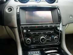 2011款 Supersport 5.0 自动 旗舰尊崇版
