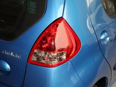 2011款 1.3L 手动 舒适型