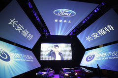 2012款 两厢 2.0L DCT 豪华运动型