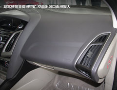 2012款 两厢 2.0L DCT 豪华运动型