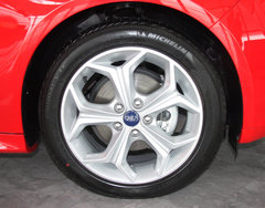 2012款 两厢 2.0L DCT 豪华运动型