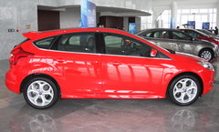 2012款 两厢 2.0L DCT 豪华运动型