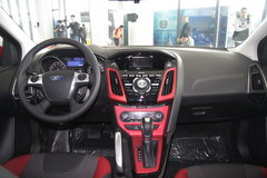 2012款 两厢 2.0L DCT 豪华运动型
