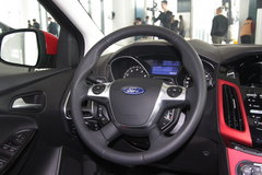 2012款 两厢 2.0L DCT 豪华运动型