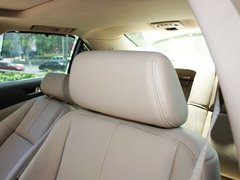 2011款 2.0T 自动 精英型