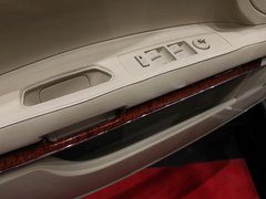 2011款 2.0T 自动 精英型
