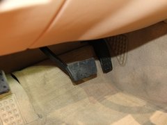 2011款 2.0T 自动 精英型