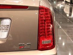 2011款 2.0T 自动 精英型