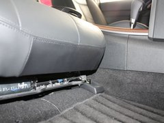 2011款 2.5L 尊雅版