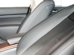 2011款 2.5L 尊雅版