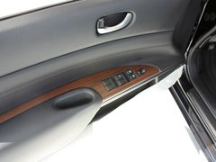 2011款 2.5L 尊雅版